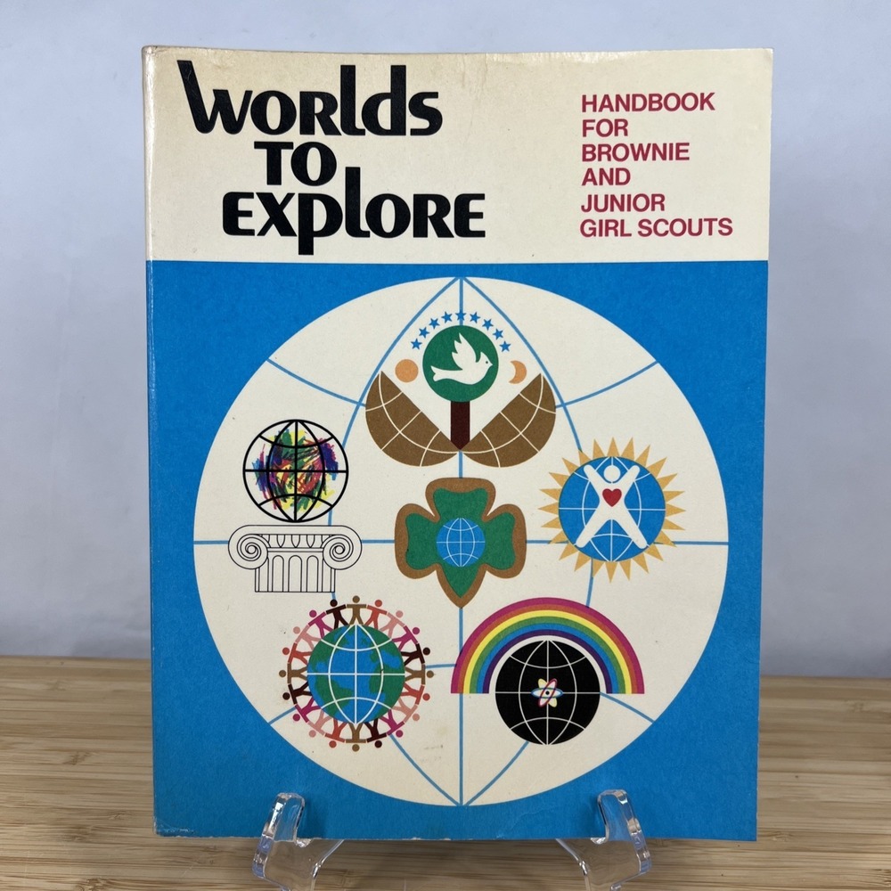 Vintage 1977 Worlds to Explore Handbook for Girl Scouts Paperback Book 1st Ed.